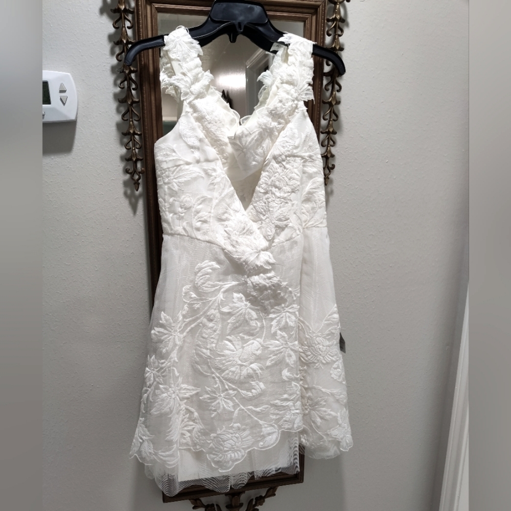 Adrianna Papell Women's Sz 16 White Short Wedding Dress Formal Cocktail NWT $400